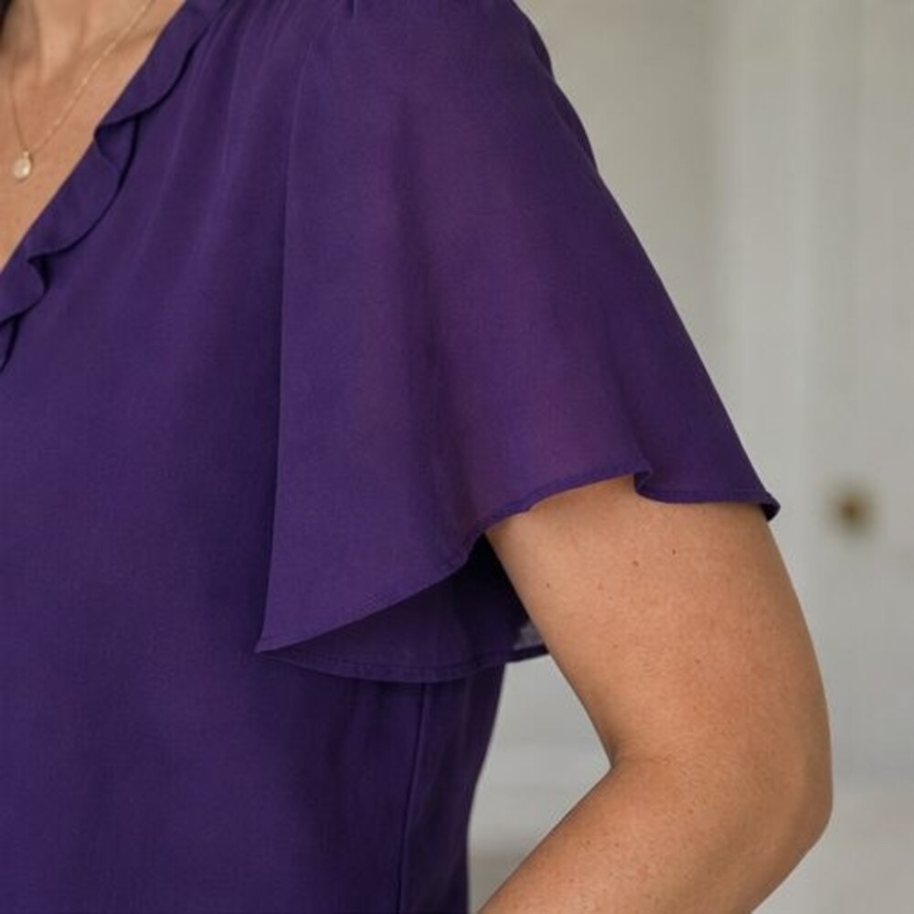 Cream Button Blouse - Picture 5 of 6